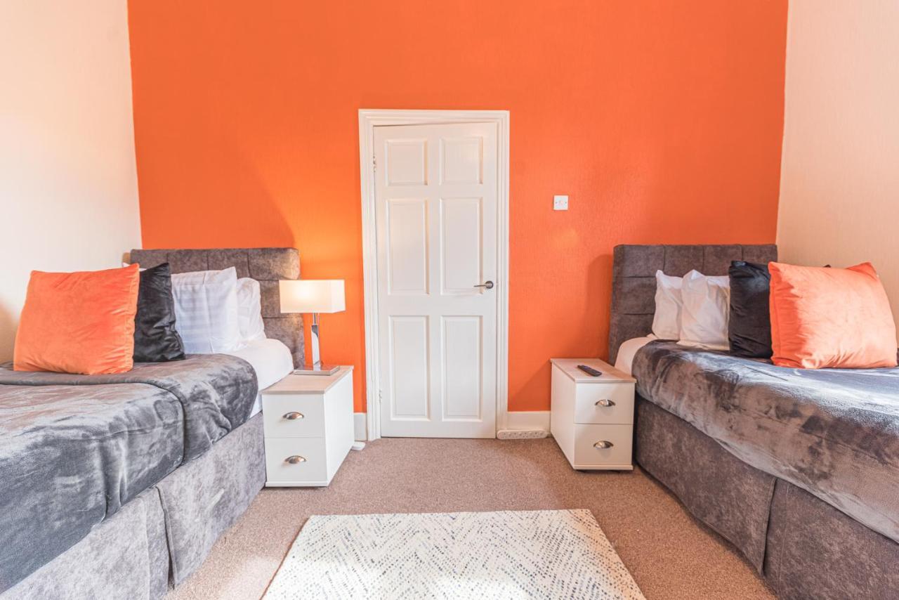*King Bed* Luxury City Centre House Barrow-in-Furness Exteriér fotografie