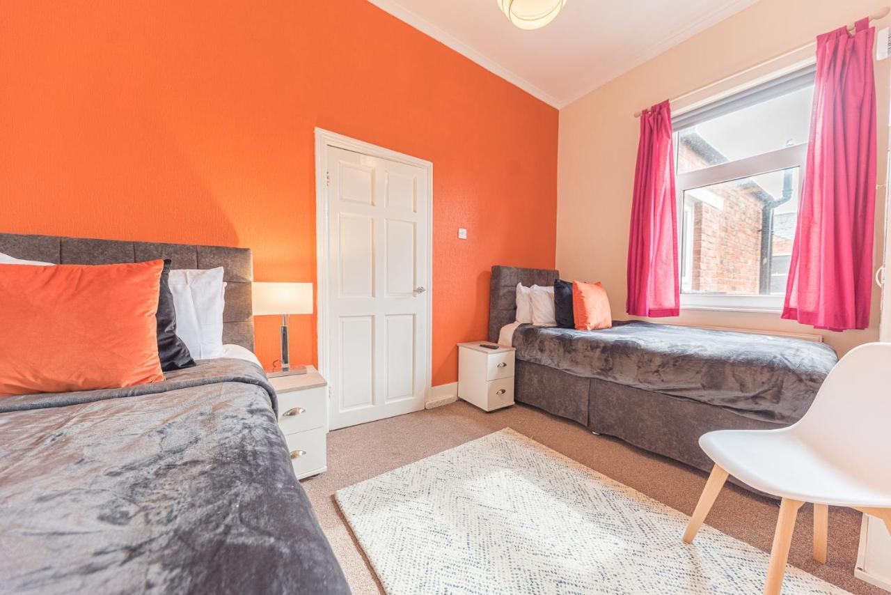 *King Bed* Luxury City Centre House Barrow-in-Furness Exteriér fotografie